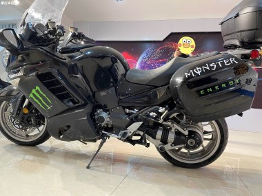 Compra Carenados Moto Kawasaki GTR1400/ZG1400 2007-2009 - Negro Monstruo