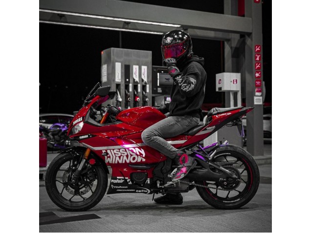 Compra Carenados Moto Yamaha YZF R3/R25 2019-2021 - Rojo Oscuro Blanco Plata Negro Valsir