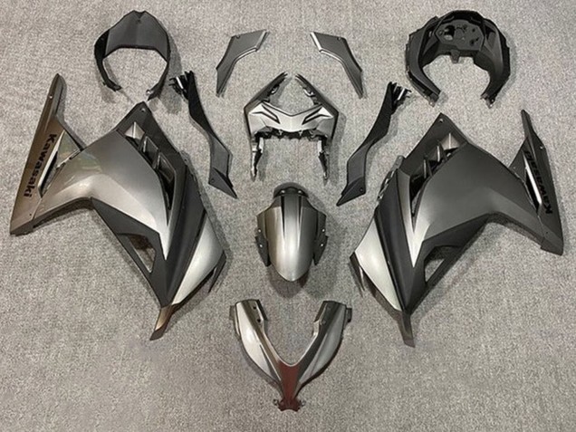 Compra Carenados Moto Kawasaki EX300 2013-2024 - Plata Negro Mate