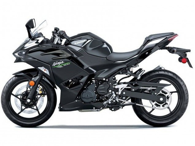 Compra Carenados Moto Kawasaki Ninja 500 EX500R 2024-2025 - Negro Brillante