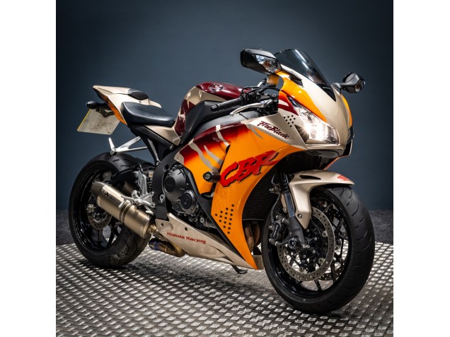 Compra Carenados Moto Honda CBR1000RR 2012-2016 - Urban Tiger